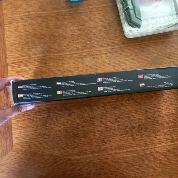 Personal Hair Care - Hair Steam Straightener - Picture 9 of 11